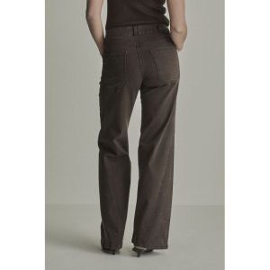  MOCHA BROWN